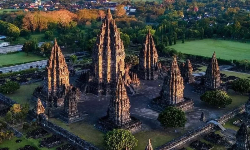 Contact Us 1 Prambanan temple illustration for Pujashanti web performance services